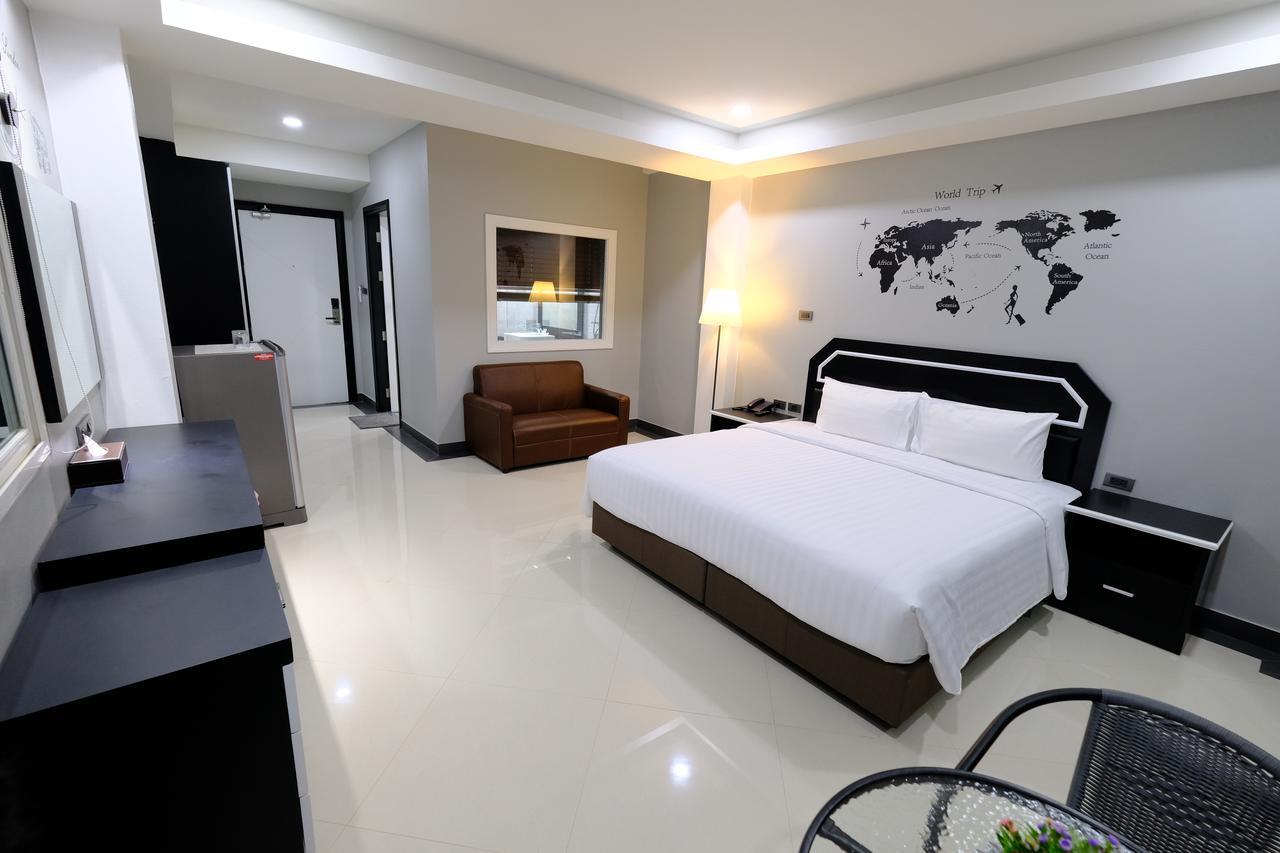 The Tung Hotell Pattaya Exteriör bild
