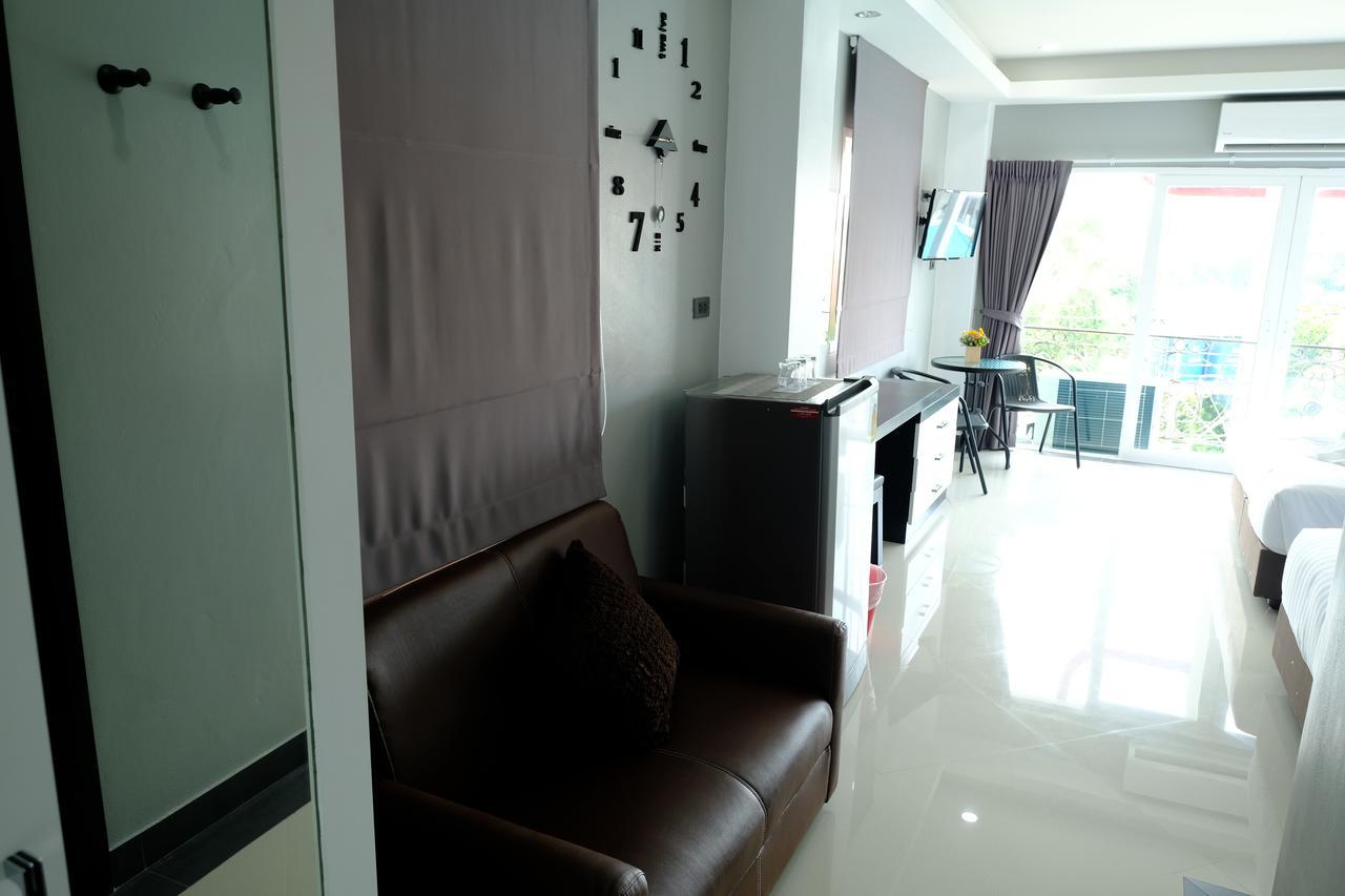 The Tung Hotell Pattaya Exteriör bild
